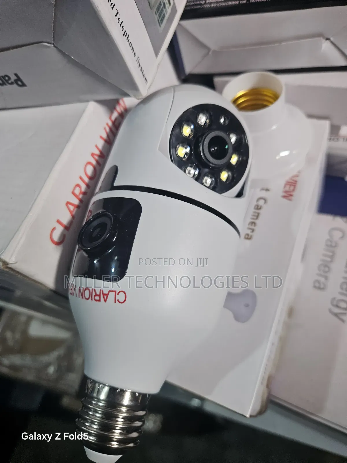 Clarion View Bulb Camera