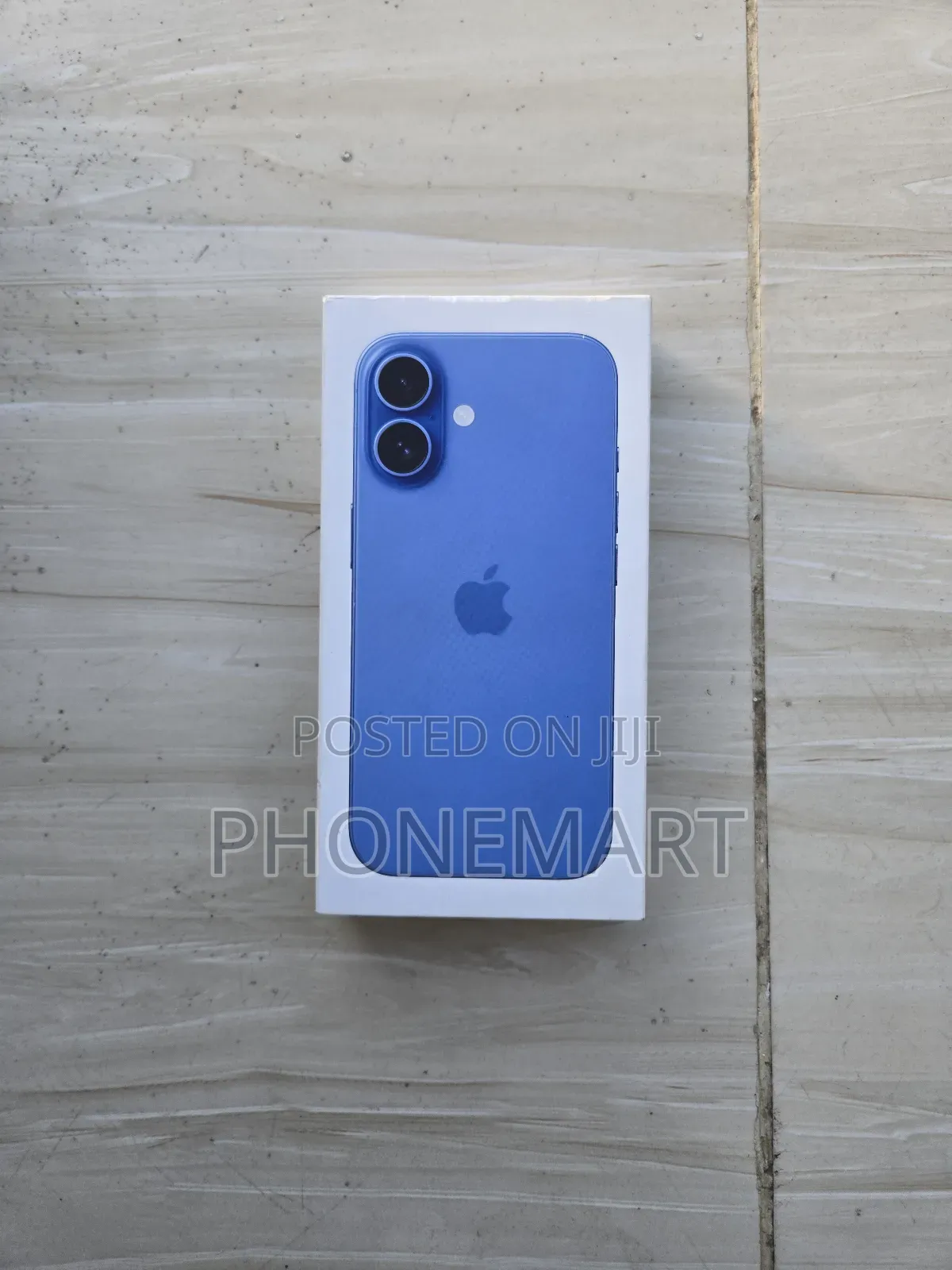 New Apple iPhone 16 128 GB Blue