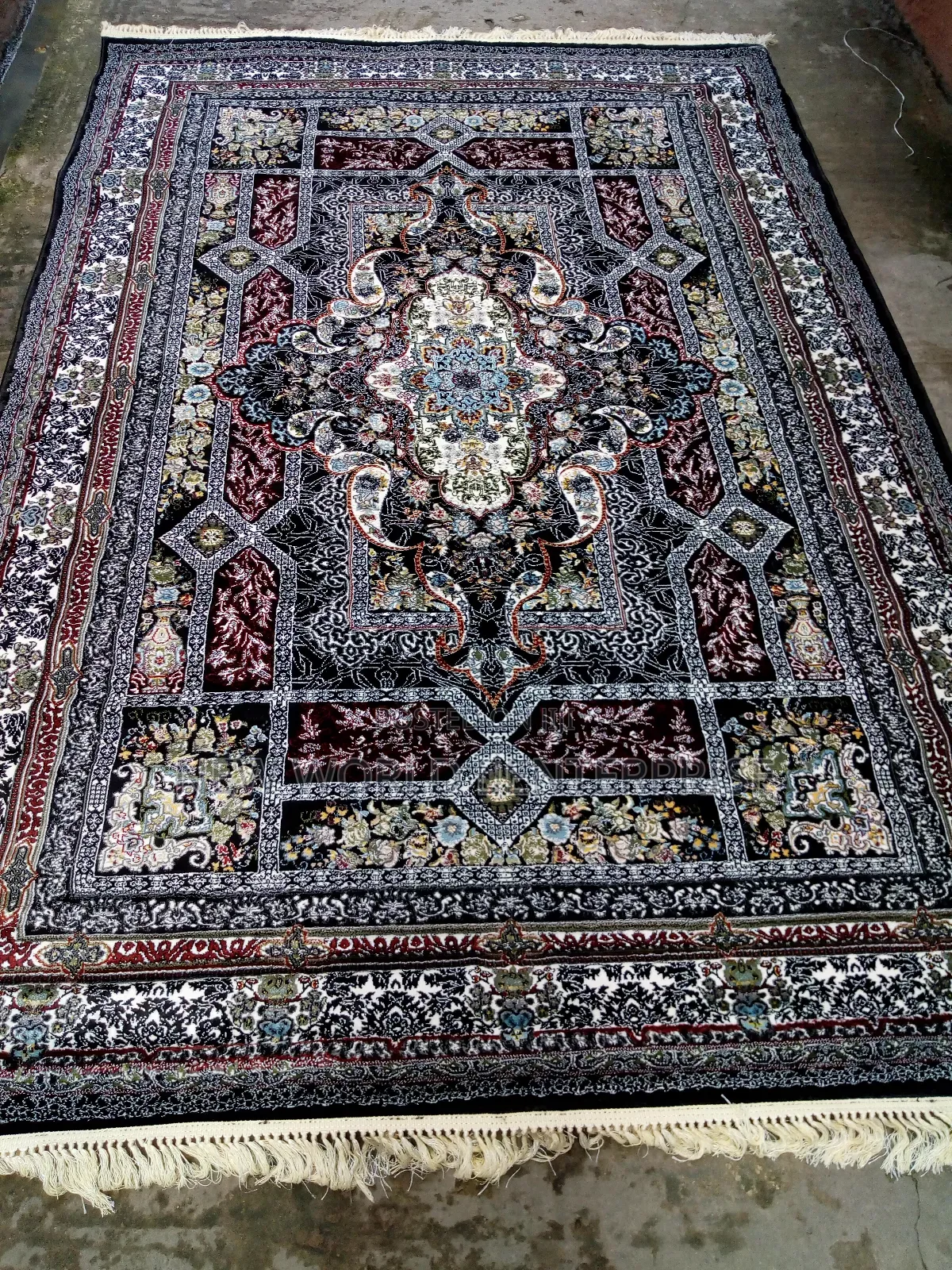 7by10 Feets Modern Black Persian Centre Rug