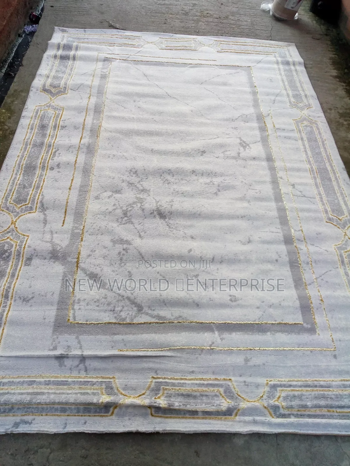 8by11feets Modern Turkish Centre Rug