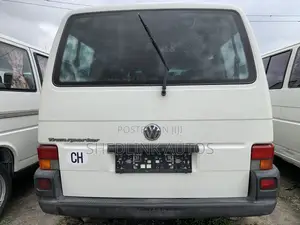 Volkswagen Transporter 2000 White