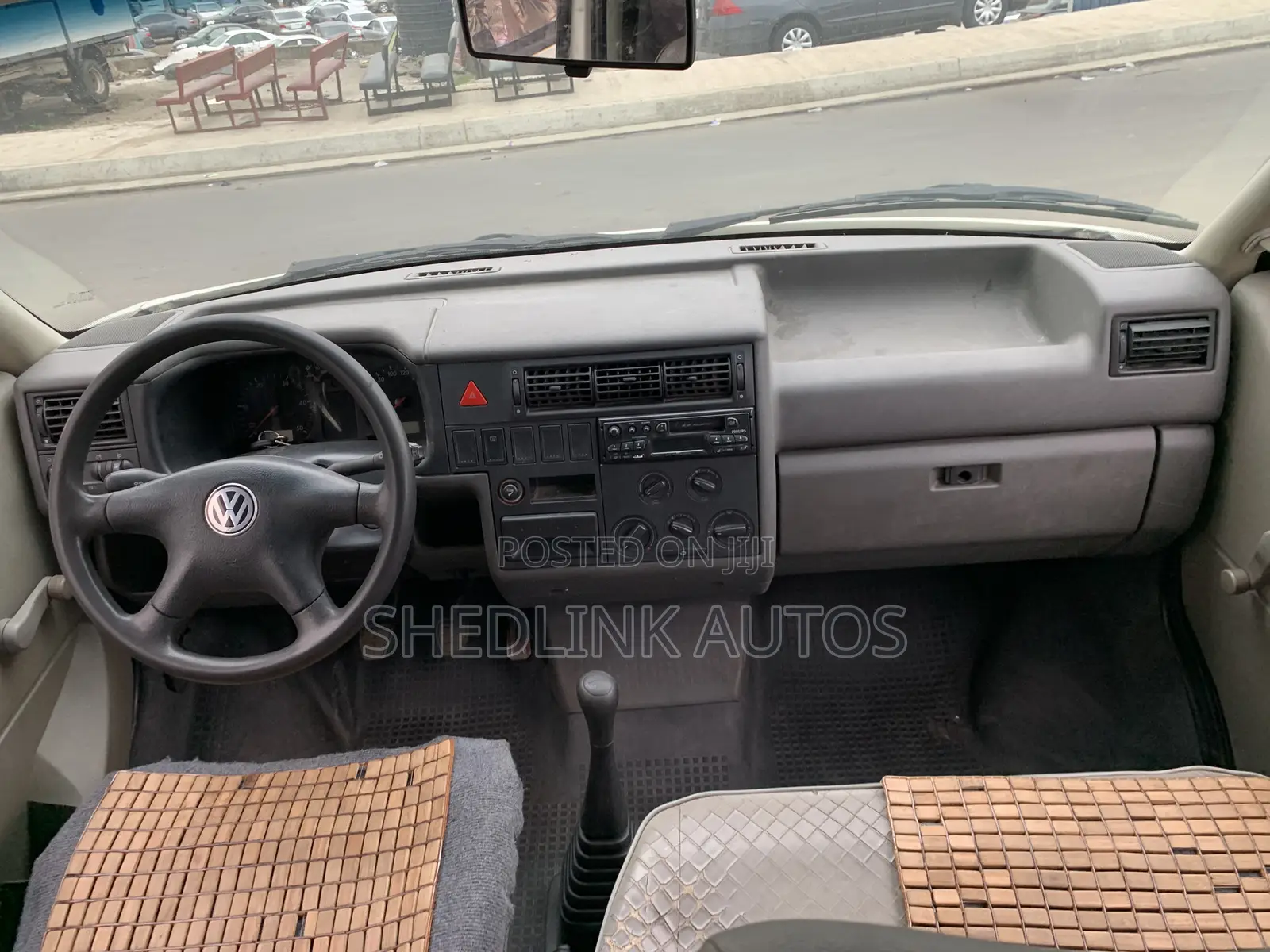 Volkswagen Transporter 2000 White