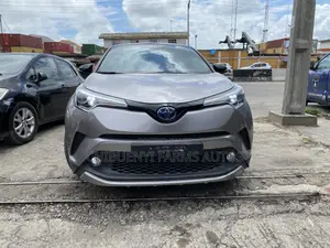 Toyota C-HR 2020 Gray