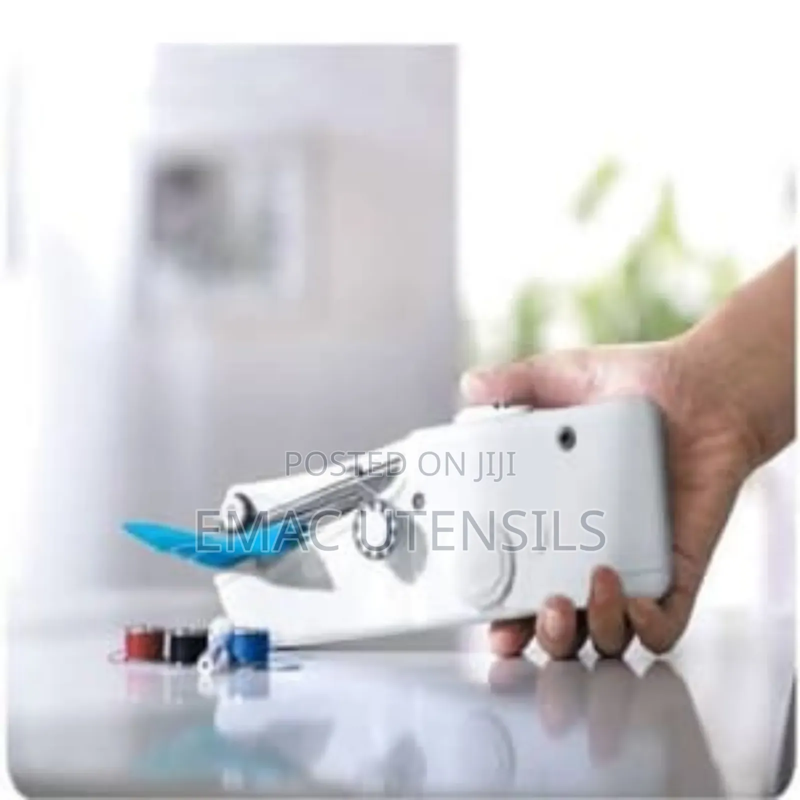 Mini Handheld Sewing Machine