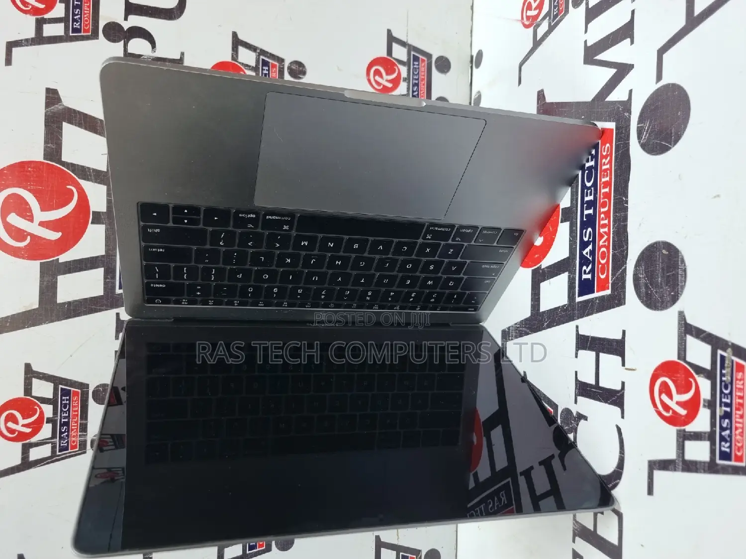 Laptop Apple MacBook 2018 16GB Intel Core I7 SSD 512GB