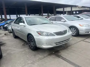 Toyota Camry 2005 Silver