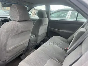 Toyota Camry 2005 Silver