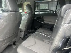 Toyota RAV4 2011 Gray