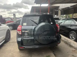 Toyota RAV4 2011 Gray