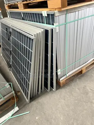 Best Original Canadian 600watts 550watts Bifacial Available