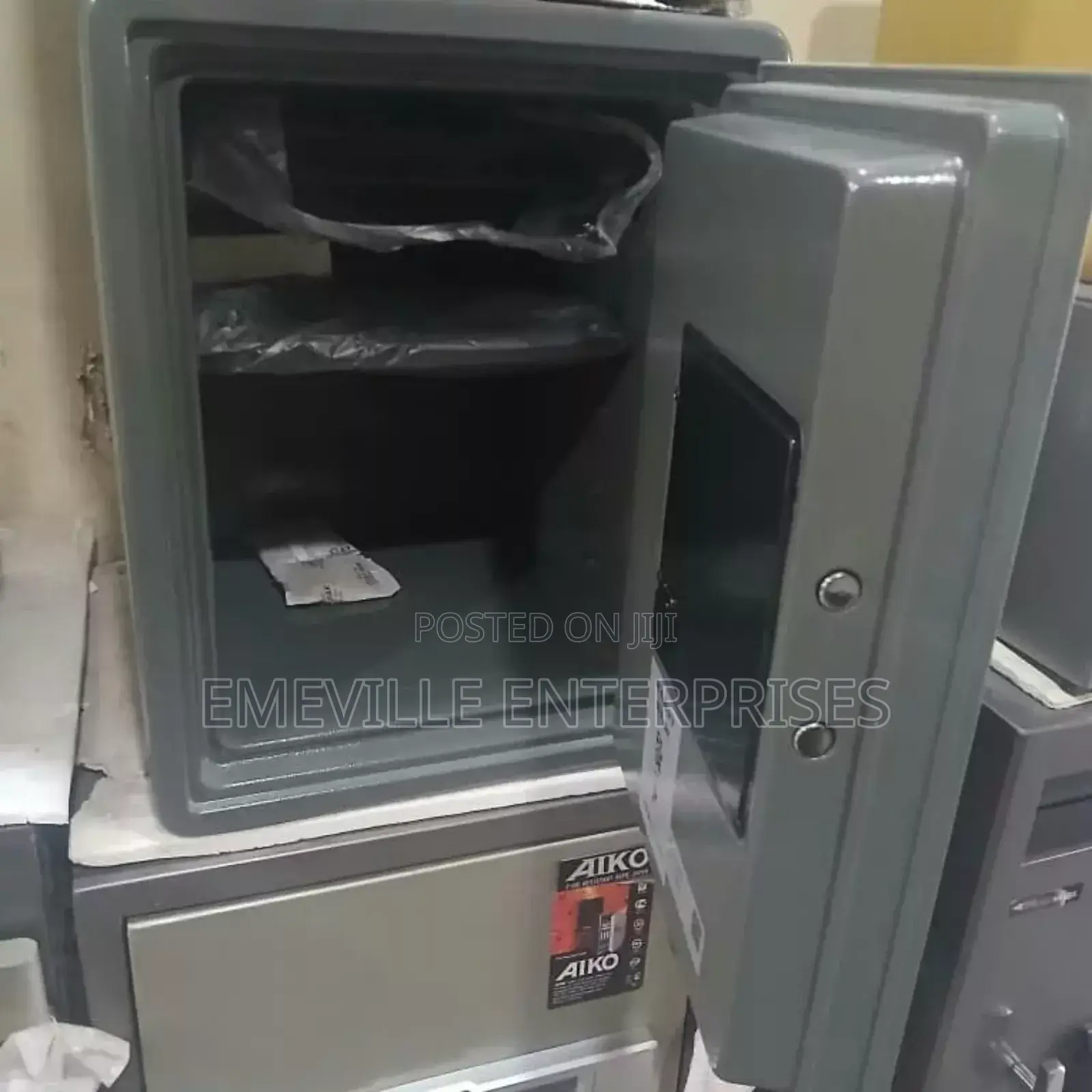 Eagle Fireproof Safe Yesm-031k