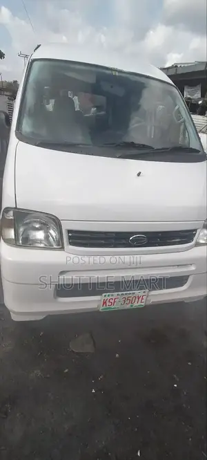 Daihatsu Hijet 2002 White