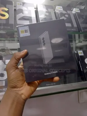 New Samsung Galaxy Z Fold6 512 GB Silver