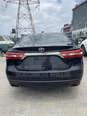 Toyota Avalon XLE Sedar FWD (3.5L 6cyl 6A) 2013 Black