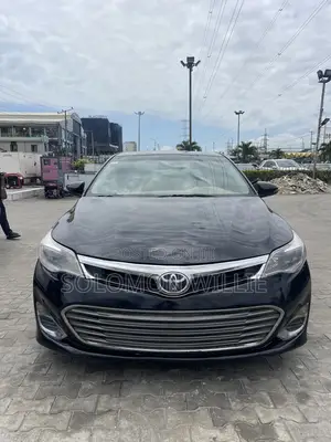 Toyota Avalon XLE Sedar FWD (3.5L 6cyl 6A) 2013 Black