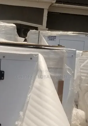 250kva Perkins Soundproof Diesel Generator 100% Copper Coil