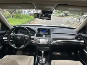 Honda Accord Crosstour EX-L w/Navigation AWD 2014 White