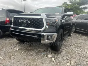 Toyota Sequoia 2015 Black