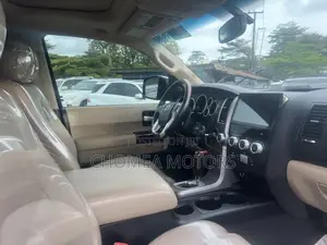 Toyota Sequoia 2015 Black