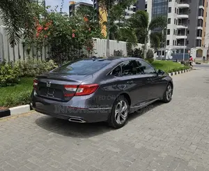 Honda Accord Touring 2.0T 2018 Gray