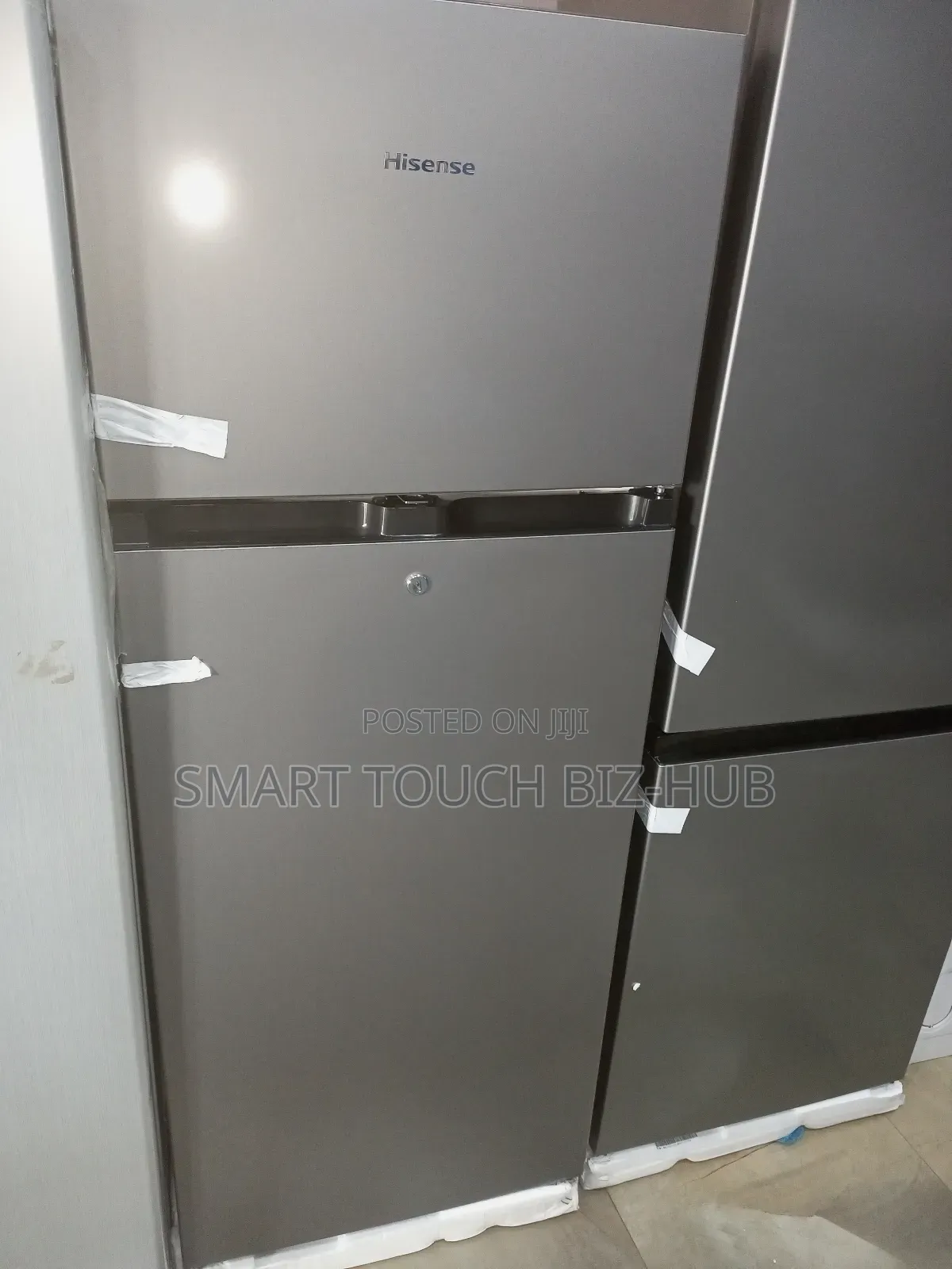 Hisense Refrigerator 200dr, 154litres