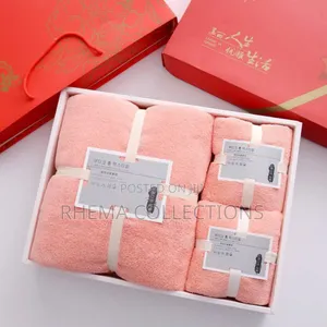 3in1 Towel Gift Set With a Carrier Bag