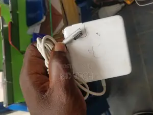 Original Apple Computer Charger/Adapter  85watts