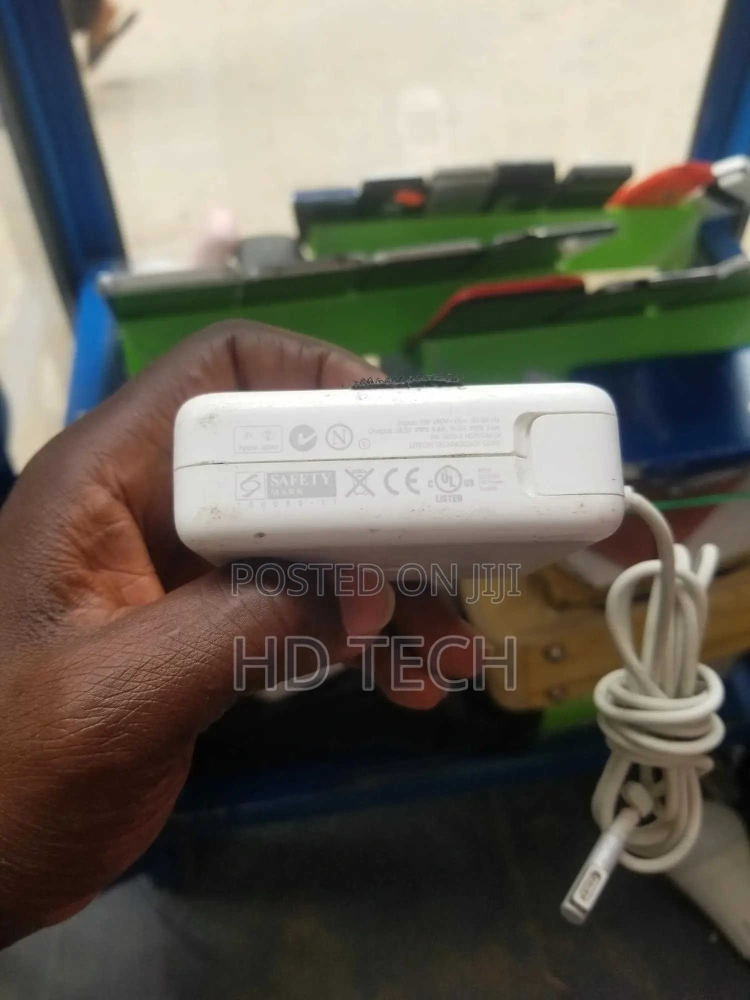 Original Apple Computer Charger/Adapter  85watts