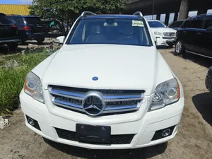 Mercedes-Benz GLK-Class 350 4MATIC 2012 White