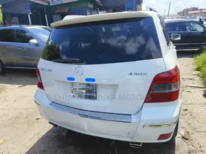 Mercedes-Benz GLK-Class 350 4MATIC 2012 White