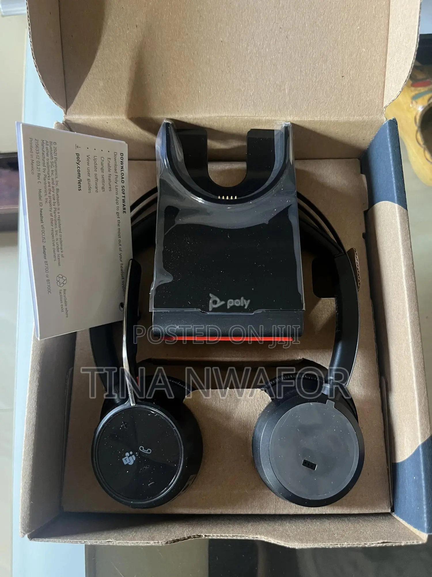 Headphone Poly Voyager Focus 2 Uc Black