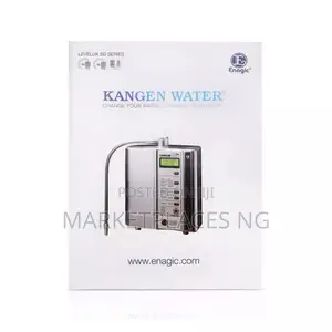 Leveluk SD501 Platinum Water Ionizer by Enagic