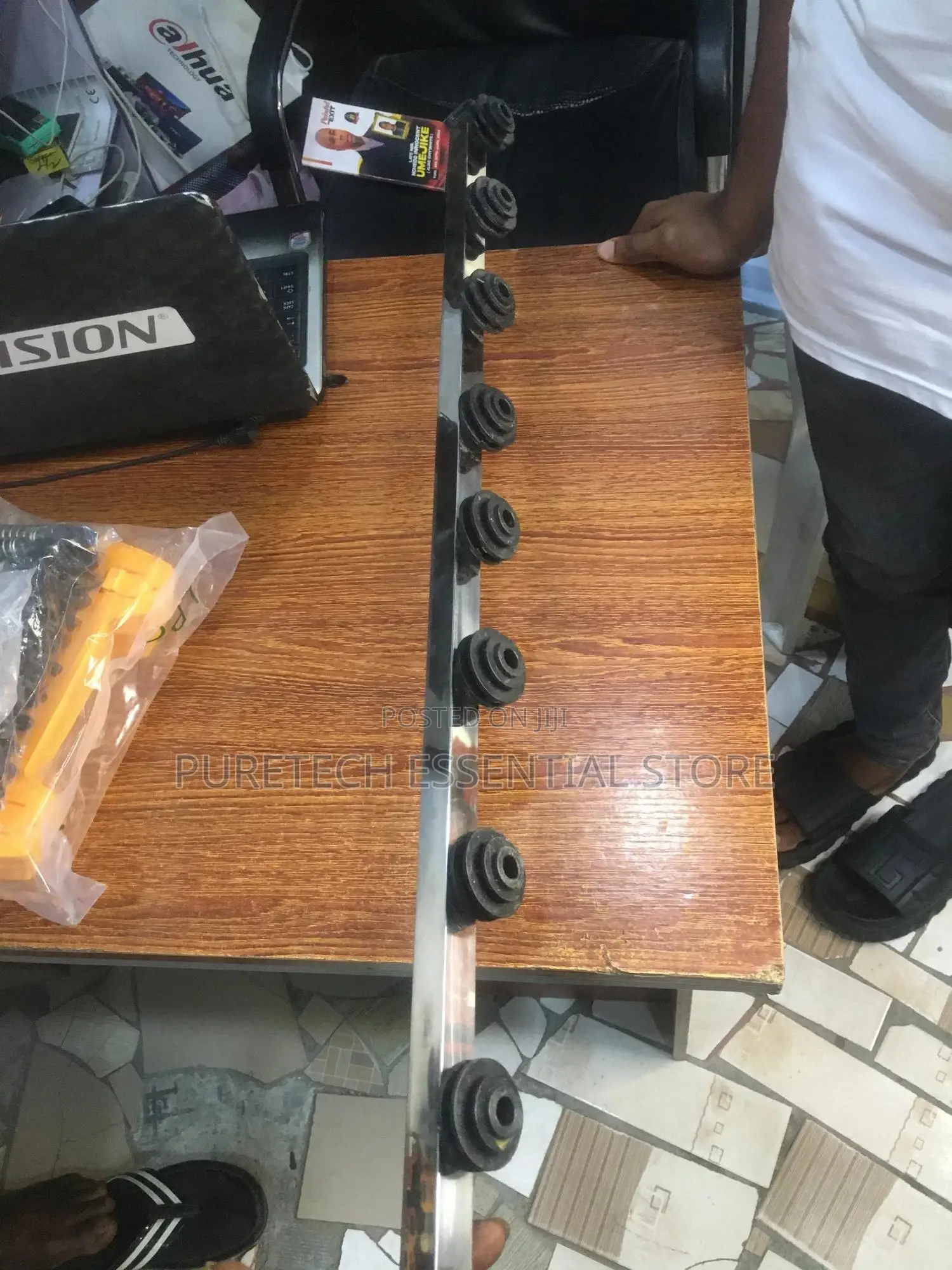 Electric Fence Galvanized Pole 6 Lines