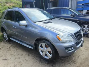 Mercedes-Benz M Class ML 350 4Matic 2011 Gray