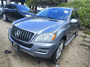 Mercedes-Benz M Class ML 350 4Matic 2011 Gray