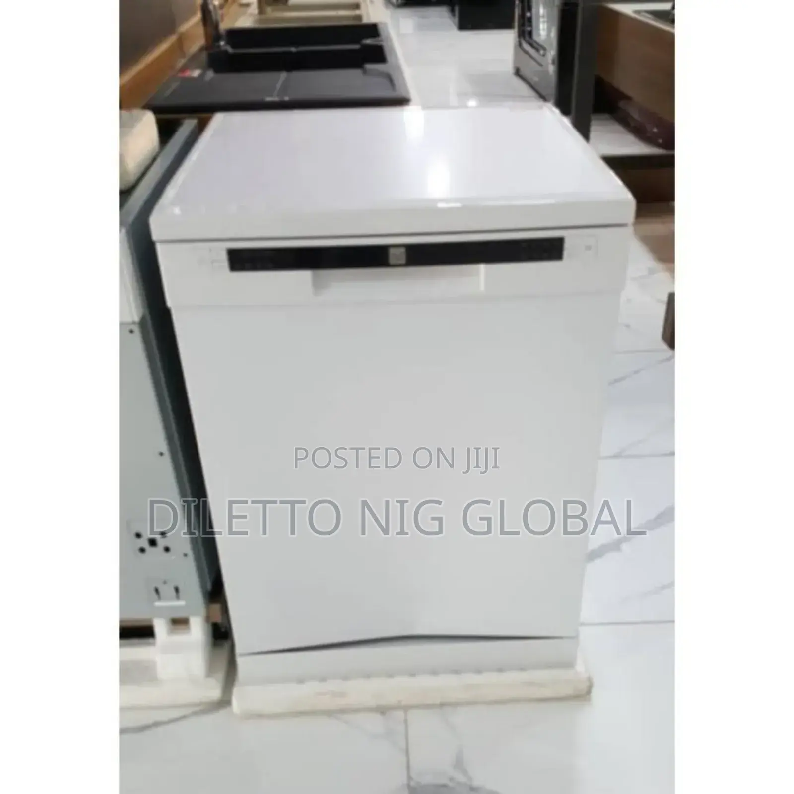 Fullsize Freestanding Dishwasher