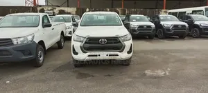 Photo - New Toyota Hilux 2023 White