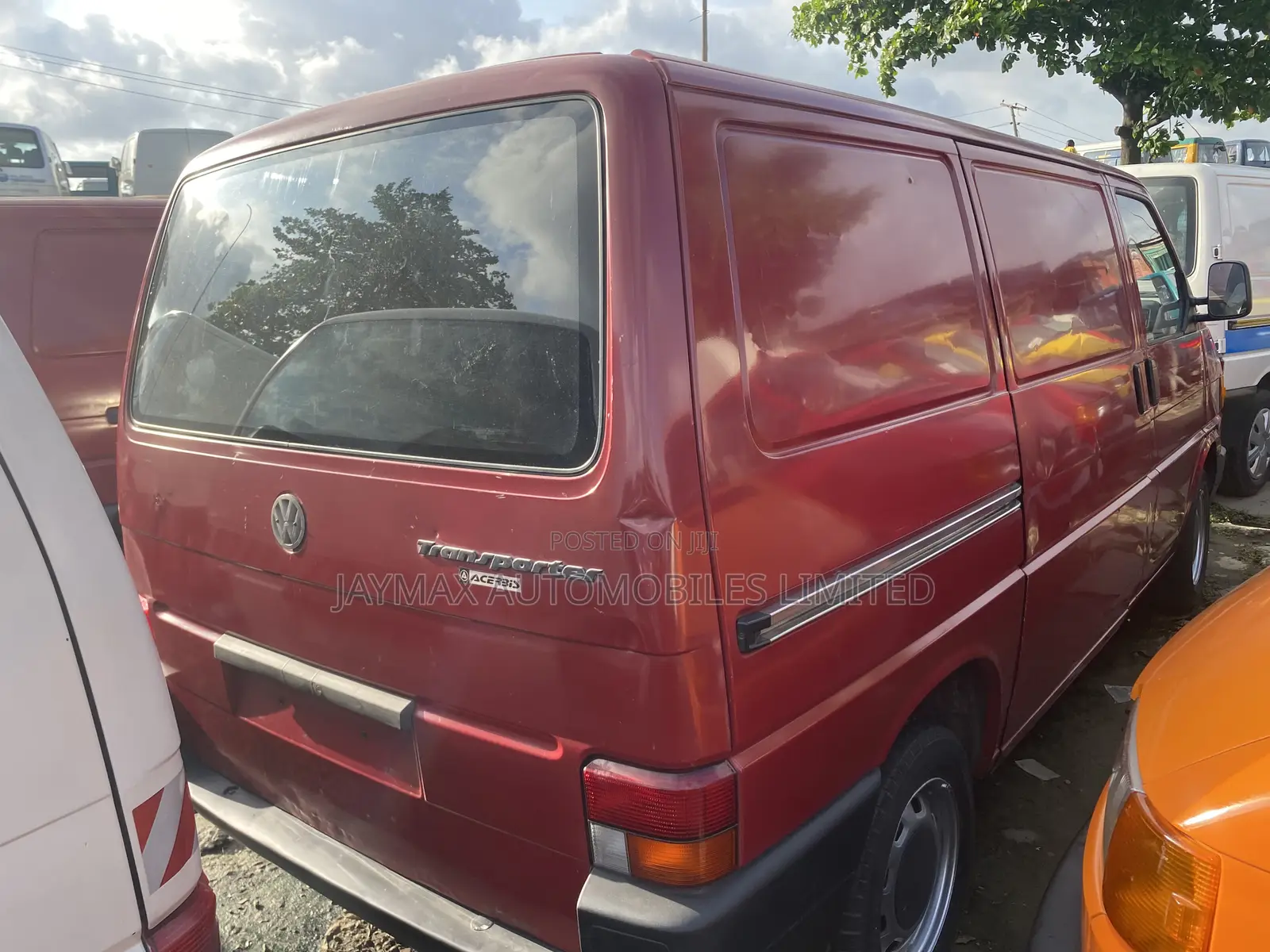 Volkswagen Transporter 2002 Red
