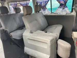 Volkswagen Transporter 2003 White