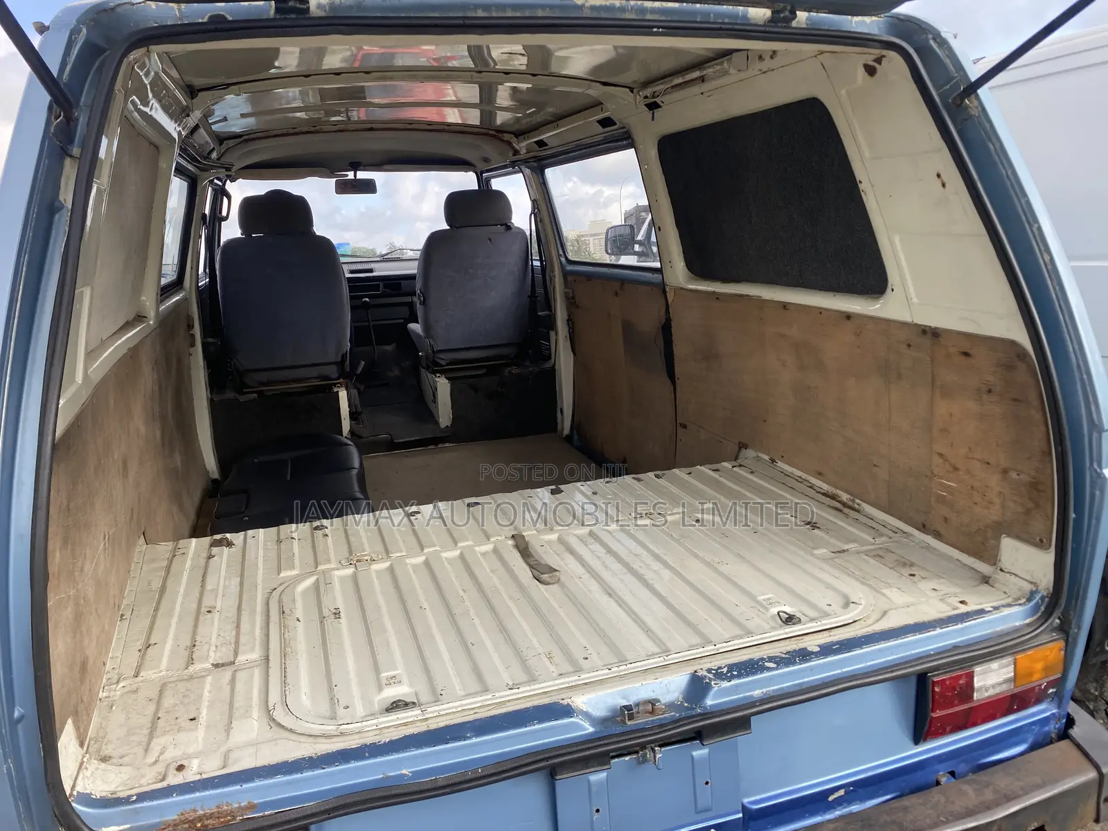 Volkswagen Transporter 2000 Blue