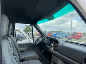 Volkswagen LT 2000 White