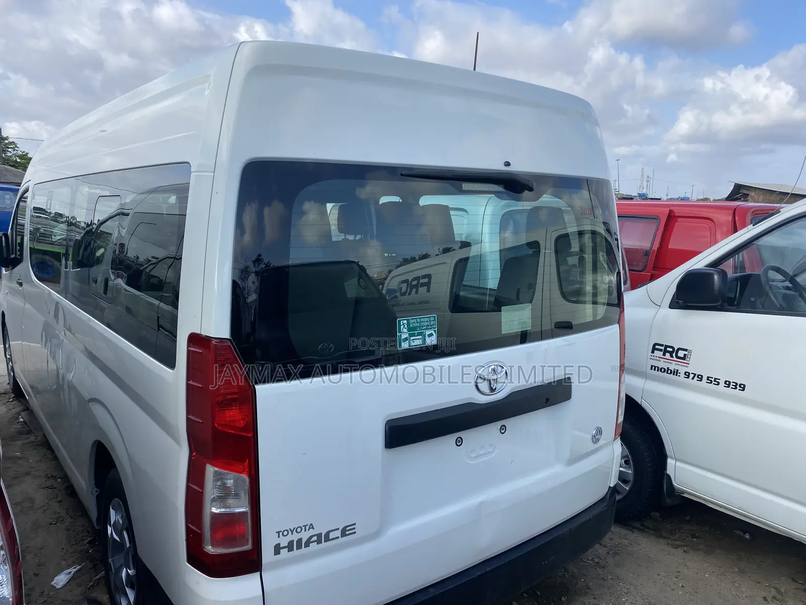 Toyota HiAce 2021 White