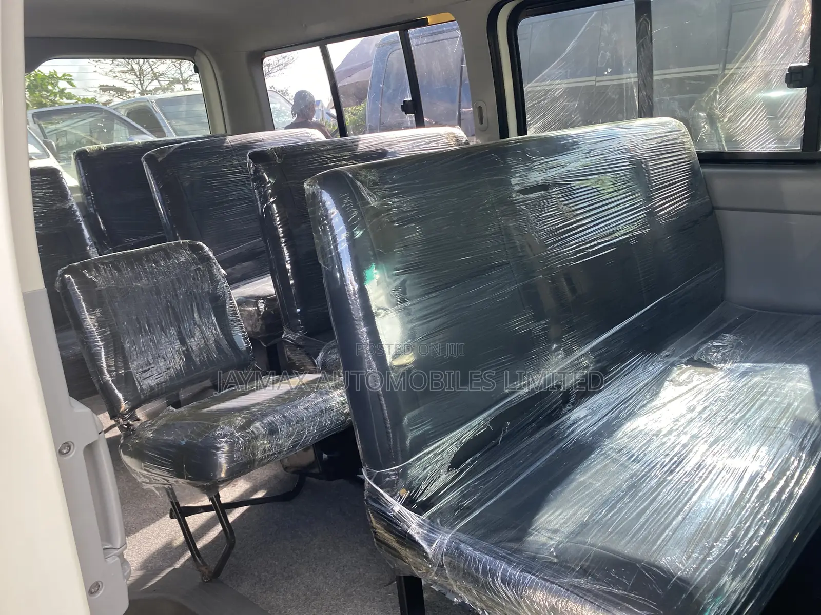 Toyota HiAce 2012 White