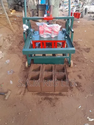 Electric Egg Laying Block Machine