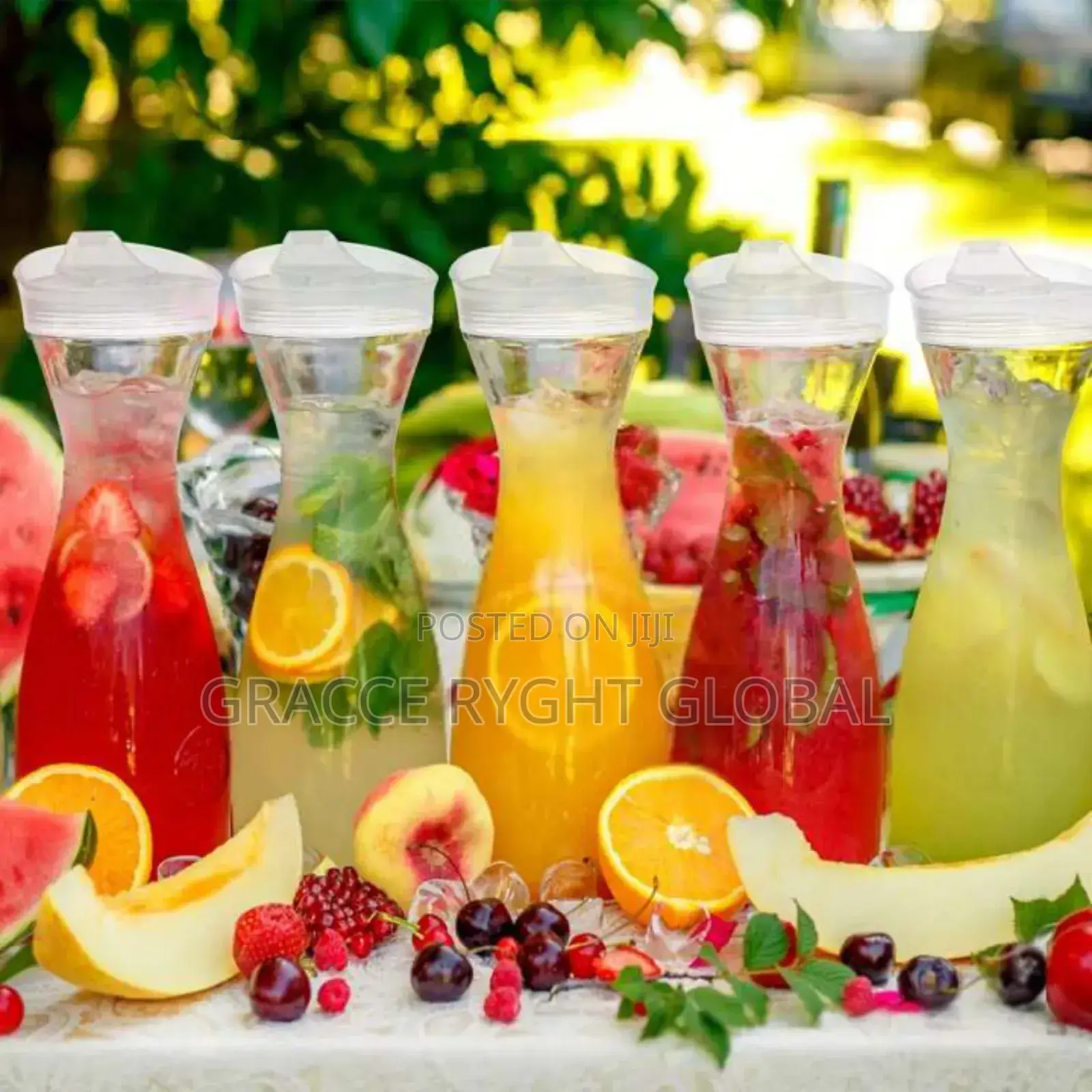Juice Carafe With Lips