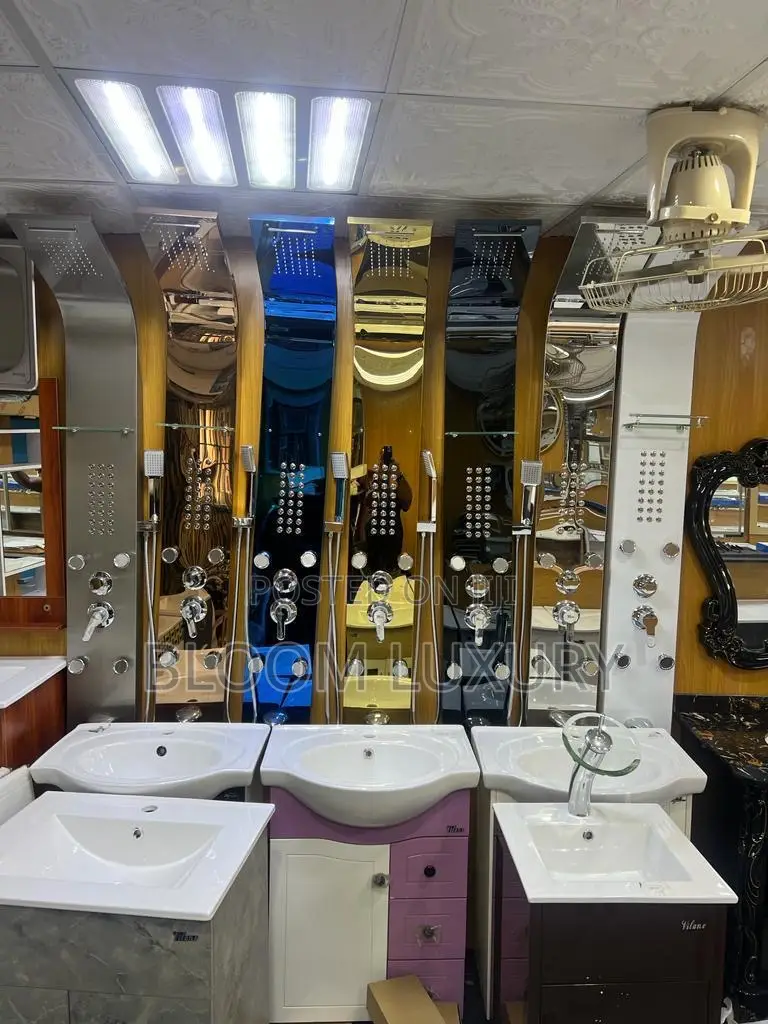 Panel Shower With Body Jets