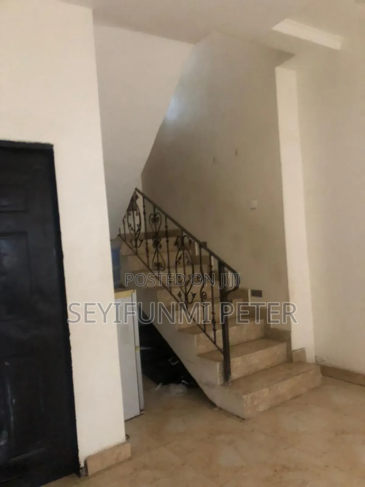 Furnished 6bdrm Mansion in Unilag Estate Magodo for sale