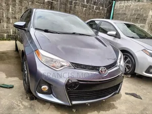 Toyota Corolla 2016 Gray