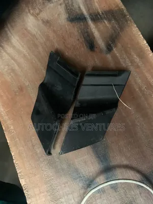 Wiper Cover For Yaris 2008