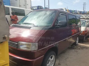 Volkswagen Transporter 2003 Red